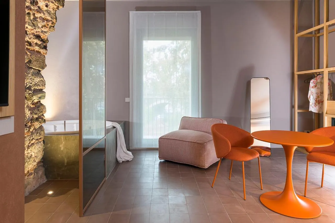 קטאניה Bastio Private Suites 0*,